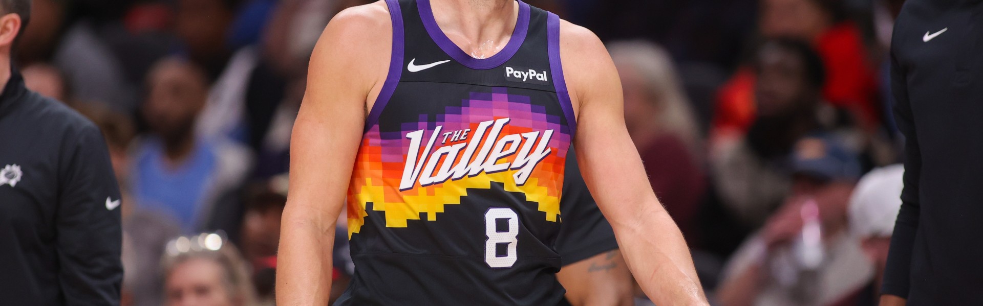 格雷森·阿伦：半场进攻必须始终保持节奏 不能让对手轻易换防