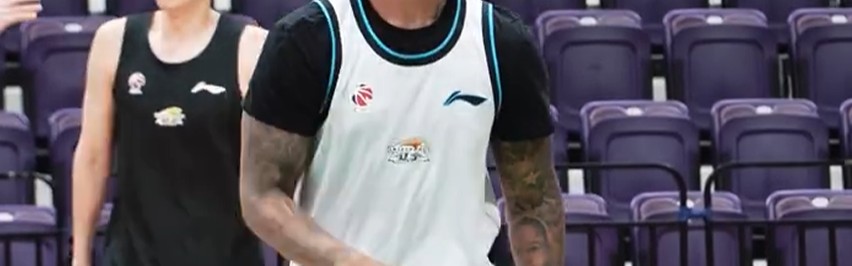 米乐体育m6平台-备战山东！亨特仍跟队！杨鸣直指外援实力，过去表现符合预期！