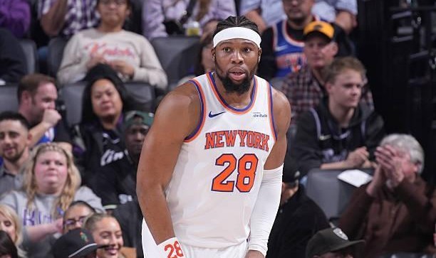 米乐M6-Shams：尼克斯将亚布塞莱交易至公牛，换来达伦-特里