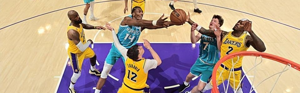 米乐m6体育-还没找到说明书？湖人对于锋线大闸的使用依然存在着明显的问题？